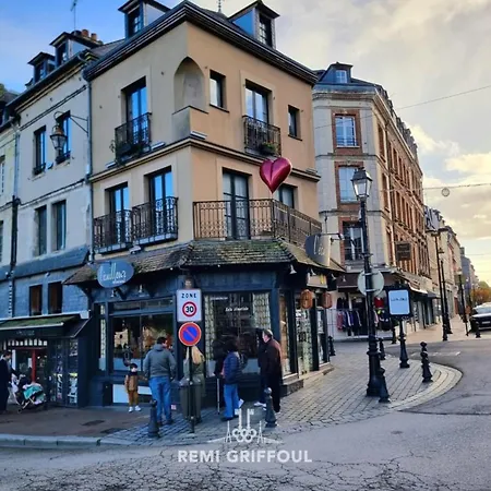 Le Carre - On The Port Of - Incredible View 2 P Lägenhet Honfleur