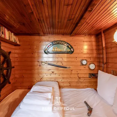 Apartment Le Carre - On The Port Of - Incredible View 2 P *